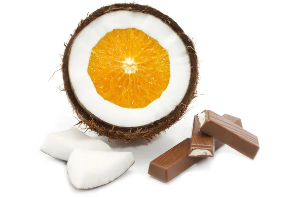 Laranja de coco fresca e chocolate — Fotografia de Stock