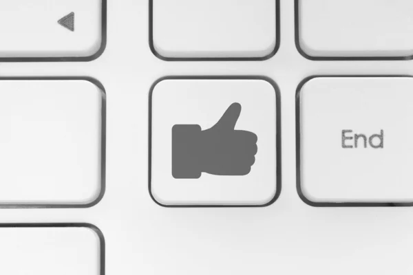 Como botão no teclado — Fotografia de Stock