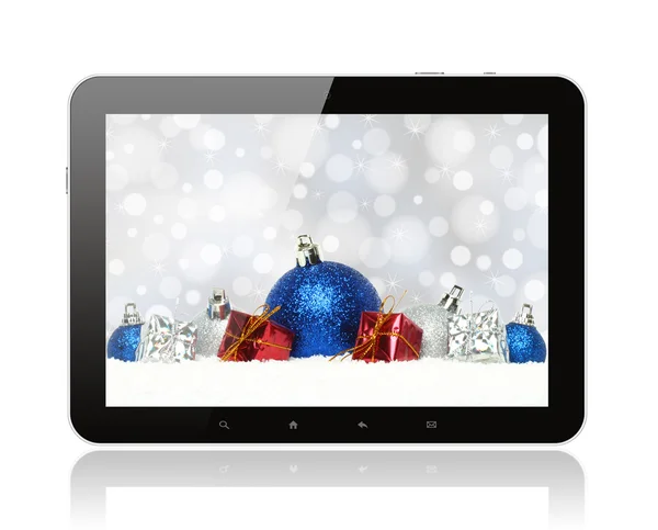 Počítač tablet pc s vánoční ozdoby — Stock fotografie