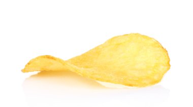 beyaz zemin üzerinde tek patates cipsi