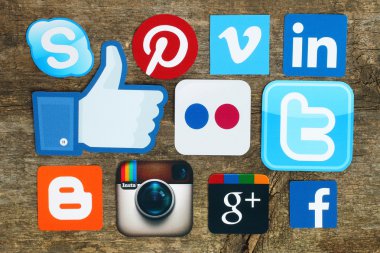Popüler sosyal medya logoları koleksiyonu