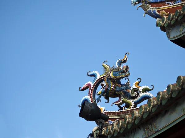 Decoração dragão no templo chinês — Fotografia de Stock