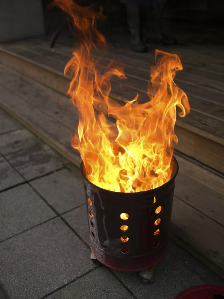 Burn ghost money in stove — Stock Photo, Image