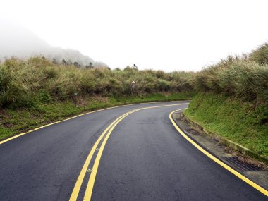 Sis, Taipei aralığında dağ yolu