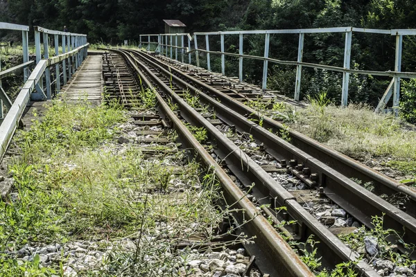 老式铁路桥梁 — 图库照片