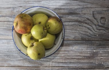 Elma vintage metal Kupası