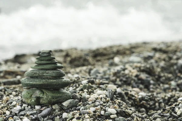 Stacked sea stones — Stock Photo, Image