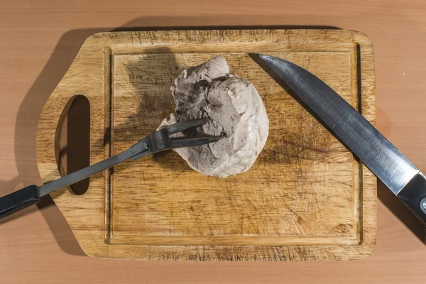 Carne cozida a bordo — Fotografia de Stock