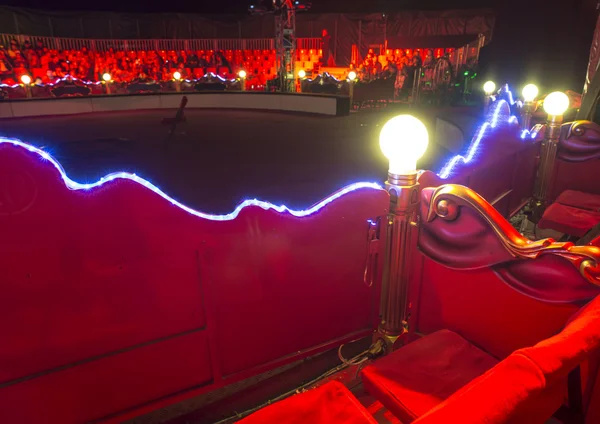 Kırmızı sirk arena — Stok fotoğraf