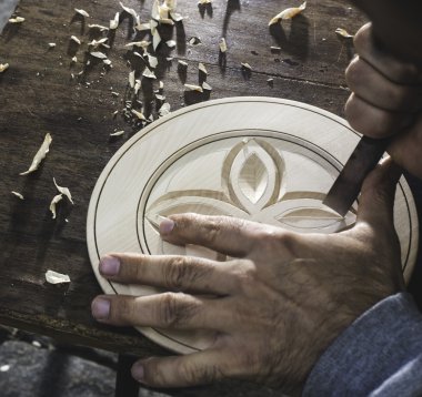 woodcarver ahşap kase yapmak