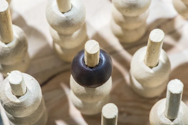 Figuras de madera en concepto de individualidad —  Fotos de Stock