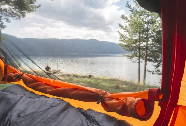 Vy inifrån tältet. — Stockfoto