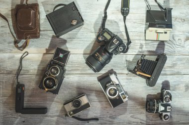 Vintage ve yeni fotoğraf makinesi