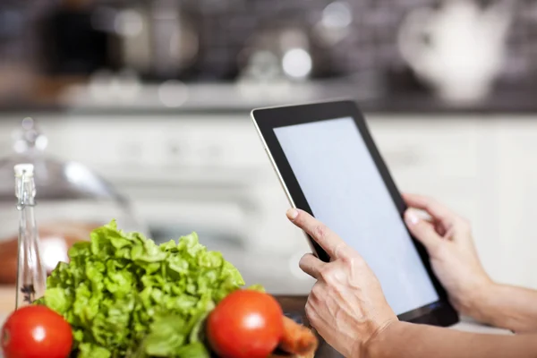 Cooking, technology and home concept — Stock Photo, Image