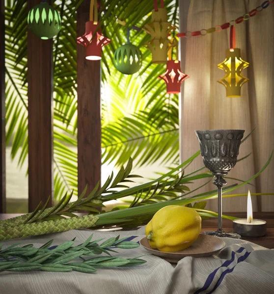 Symbolen van het Joodse vakantie Soekot met palmbladeren en kaars — Stockfoto