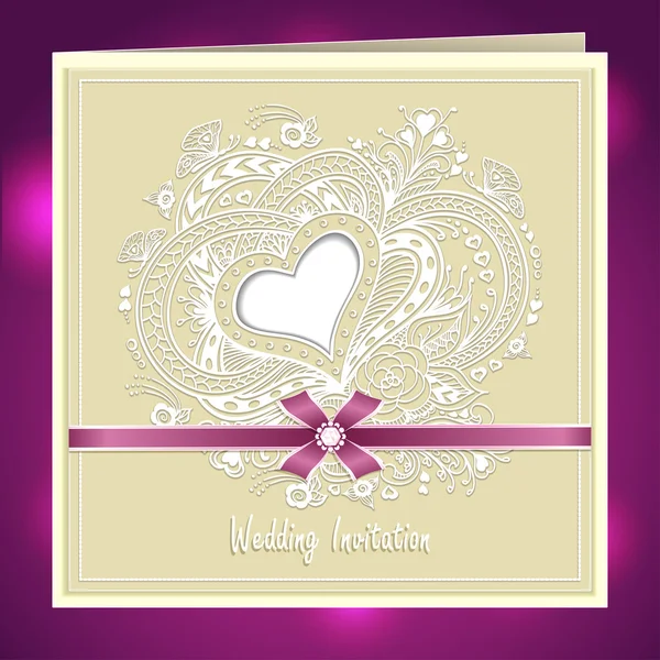 Invitación de boda con Zen-doodle Corazón marco flores lazo cinta en beige — Vector de stock