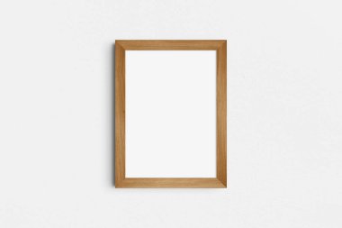 Çerçeve modeli 5x7, 50x70, A4, A3, A2, A1. Tek kirazlı ahşap çerçeve modeli. Temiz, modern, minimalist, parlak. Portre. Dikey.