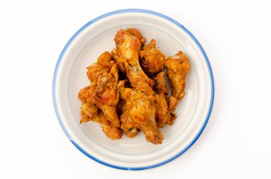 Hint usulü baharatlı tavuk veya tandır tavuğu.