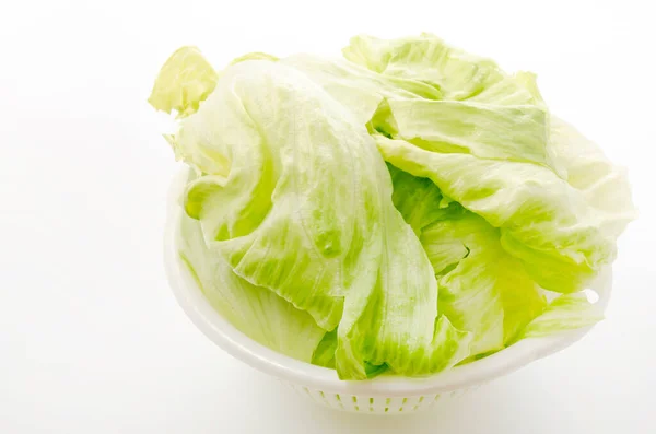 Salat Sieb Schneiden Grüner Salat Aus Nächster Nähe Zum Kochen — Stockfoto