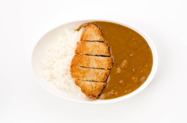 Japon yemeği, körili tavuk ve pilav.