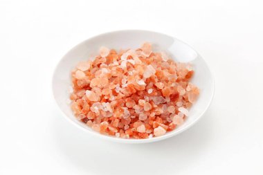 Himalaya Pembe Tuzu beyaz tabakta