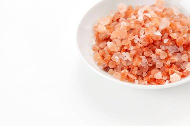 Himalaya Pembe Tuzu beyaz tabakta