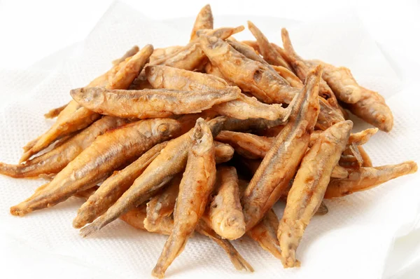 Japon usulü kızarmış eritilmiş balık tabağı.