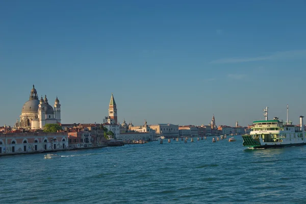 Şaşırtıcı Venedik, İtalya, yaz saati, gün batımı ile erken akşam
