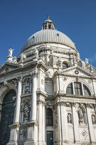 Veiw a Basilica di Santa Maria della Salute, Velence, Olaszország — Stock Fotó