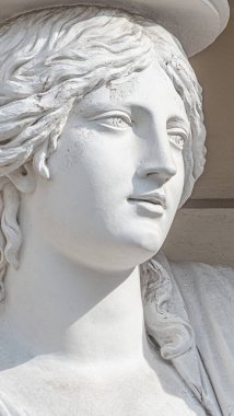 Viyana, Avusturya 'daki genç ve şehvetli Roma Rönesansı kadını portresi, ayrıntılar, yakın çekim