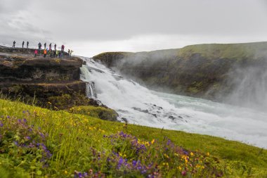 Harika şelale Gullfoss İzlanda, yaz saati