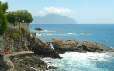 İtalya 'nın Cenova kentinde Ligurya Denizi' nin Nervi manzarası.