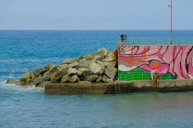 Cenova, Ligurya / İtalya - 20 Haziran 2017: Nervi 'deki küçük liman.