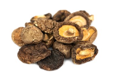 Tüm Shiitake mantarını kurutun (Lentinula edodes)