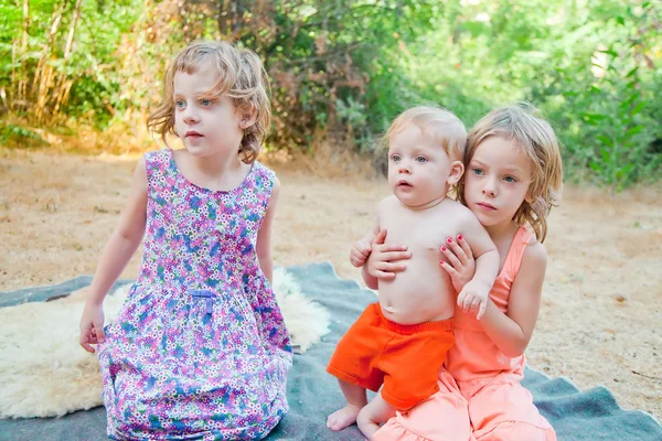 Startled children — Stock Photo, Image