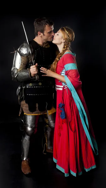 Casal medieval beijando Imagens De Bancos De Imagens Sem Royalties