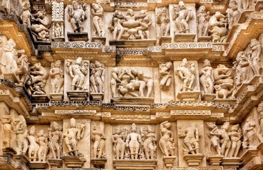 Khajuraho seks sahneleri, Hindistan tarihi tapınağın duvarlarında famouse sanat projesi.