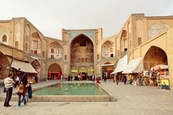 People meeting at square near the walls of 17th century bazaar — Stock Photo, Image