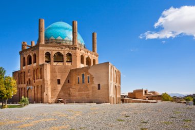 Oldest double-shell dome in Iran.