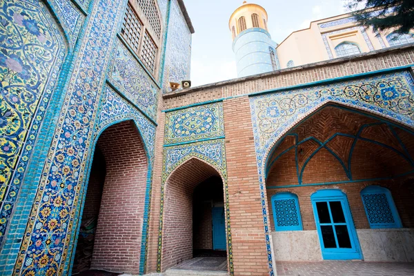 Wonderful courtyard of the mosque — Stock Photo, Image