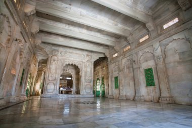 Perfect blending of Islamic architecture and Hindu temple