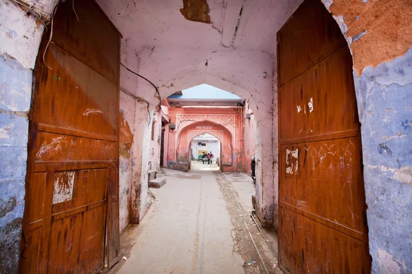 Entrance to the old Indian house — ストック写真