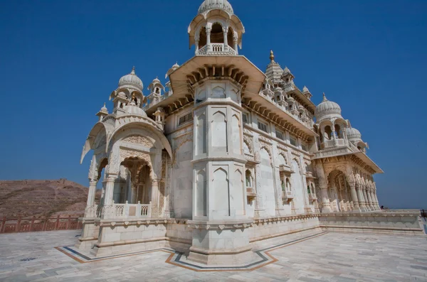 Perfetta fusione di architettura islamica e tempio indù — Foto Stock