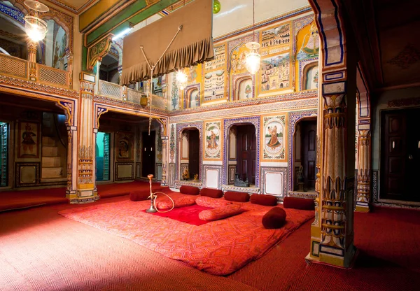 Haveli konak oda iç zengin Hint Rajasthan ailesine ait — Stok fotoğraf