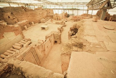 Arkeolojik karmaşık tarihsel Efes kenti teras evleri ile Roma döneminden bir konserve 