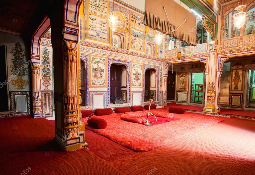 Interior of Haveli mansion room belongs to rich indian family of Rajasthan  – Stock Editorial Photo © Radiokafka #96376176