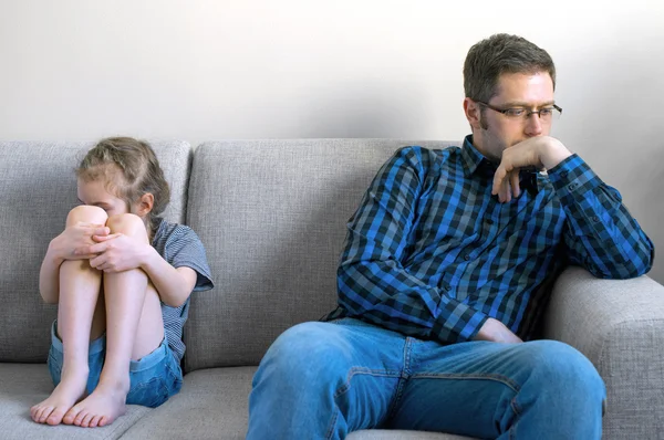 Padre e figlia litigano. . — Foto Stock