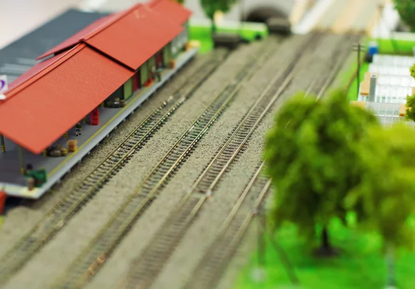 Stad in miniatuur. Lege railroad station. — Stockfoto