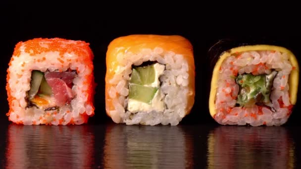 Zestaw Bułek Sushi Tradycyjna Japońska Żywność — Wideo stockowe