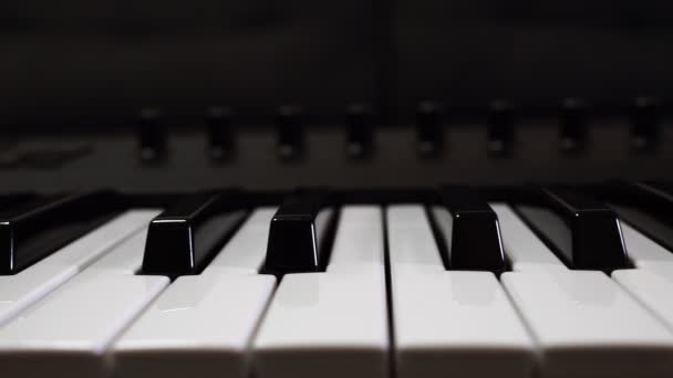 Modernes Professionelles Piano Musikstudio — Stockvideo